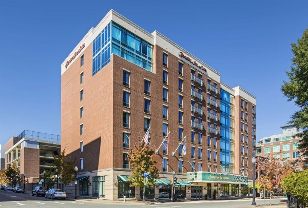 Hampton Inn By Hilton And Suites Little Rock/Downtown image 1